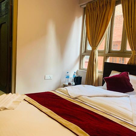 Hotel Central Bhatgoan מראה חיצוני תמונה