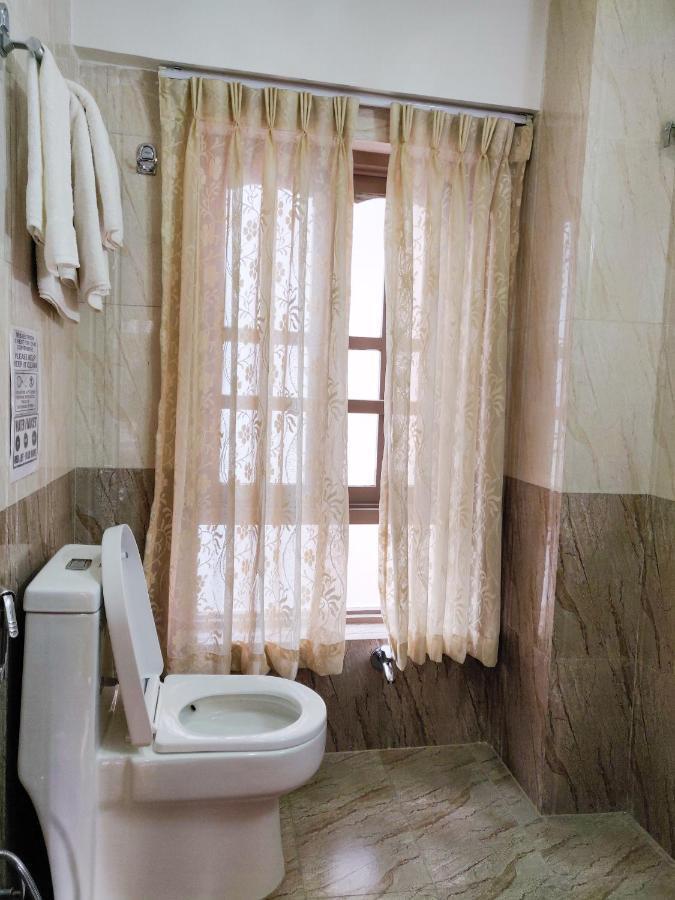 Hotel Central Bhatgoan מראה חיצוני תמונה