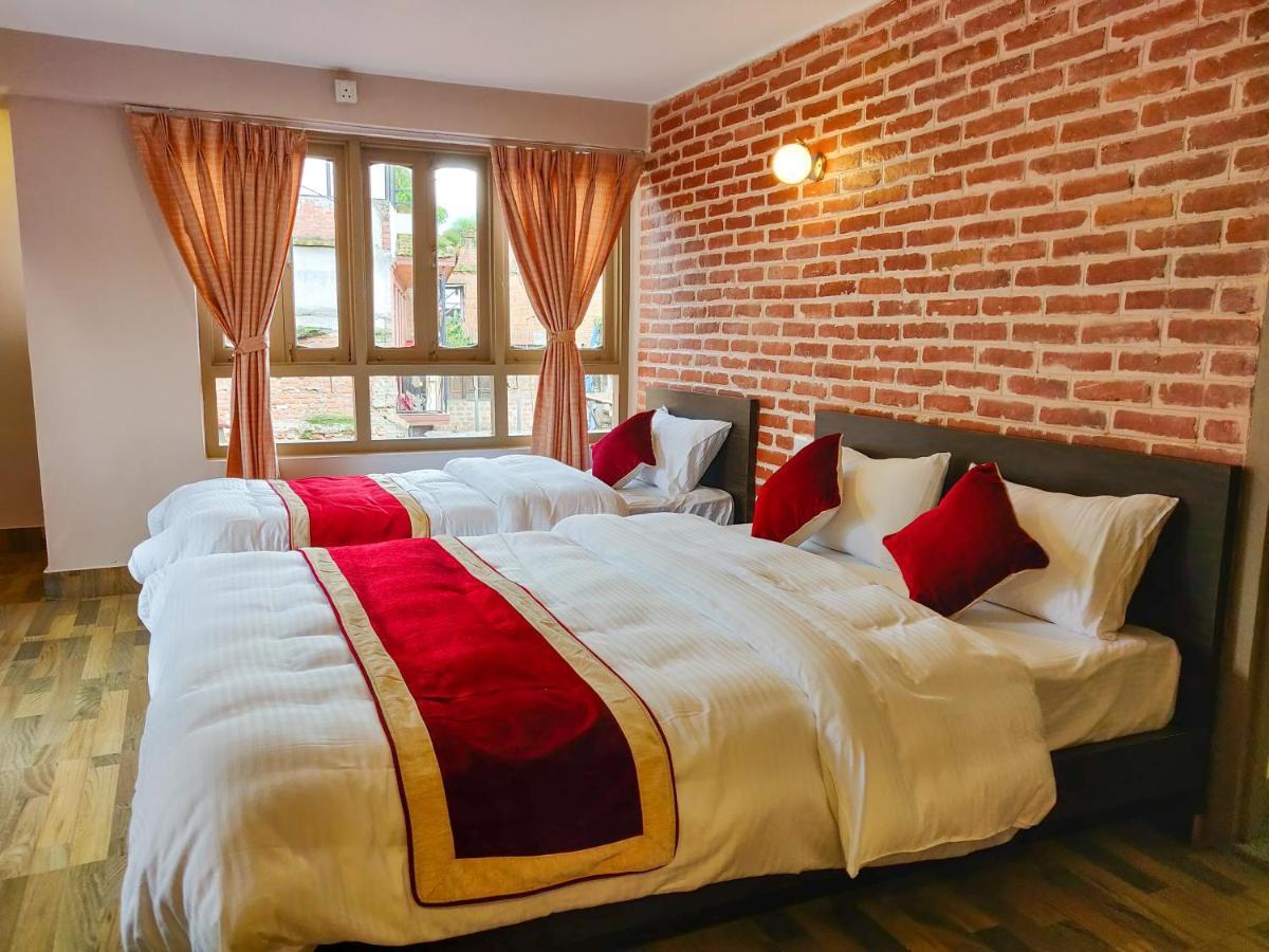 Hotel Central Bhatgoan מראה חיצוני תמונה