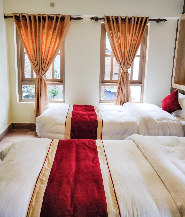 Hotel Central Bhatgoan מראה חיצוני תמונה