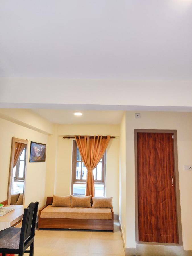 Hotel Central Bhatgoan מראה חיצוני תמונה